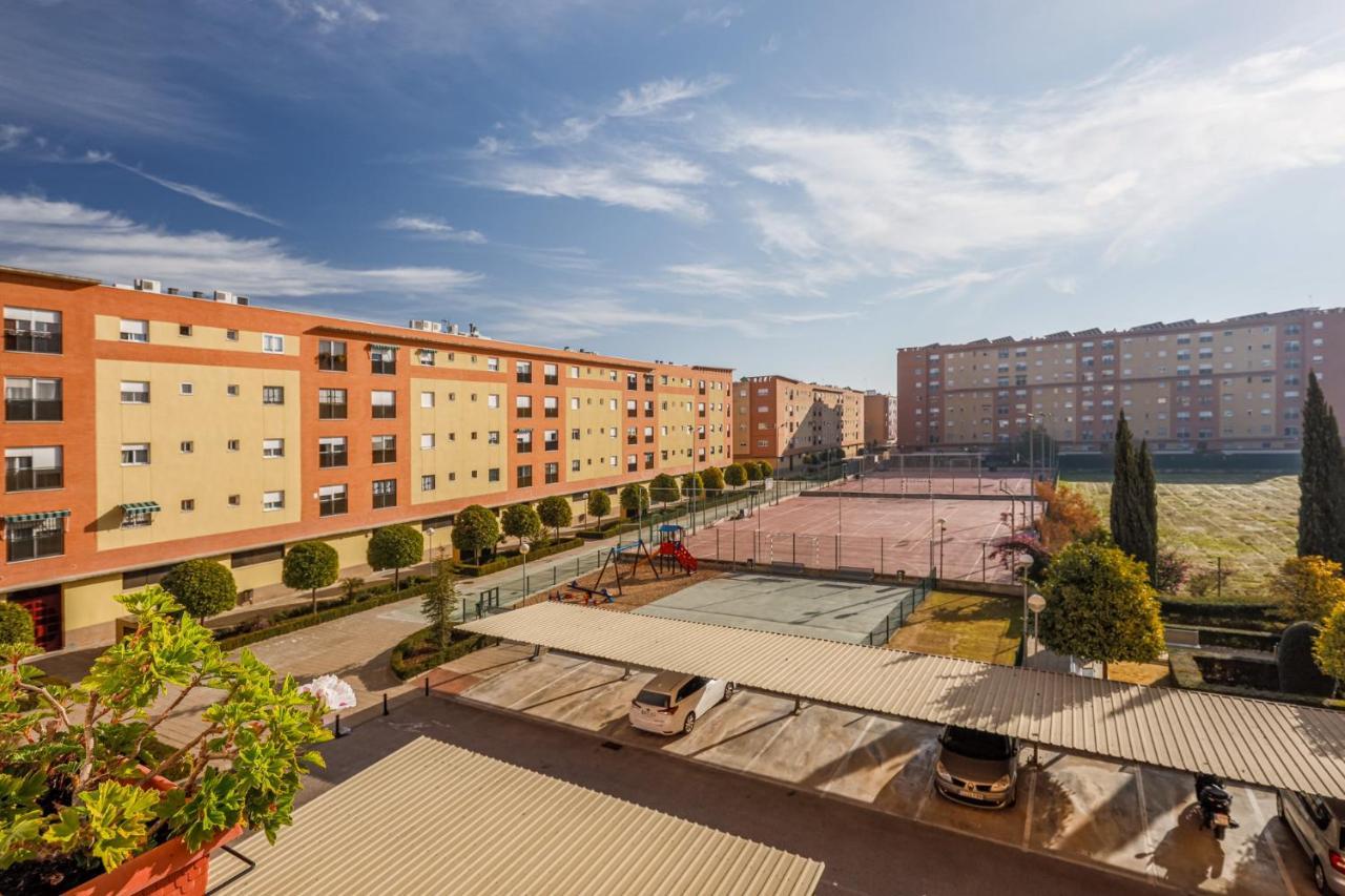 Descanso-elegancia en Sevilla Parking Gratuito Exterior foto